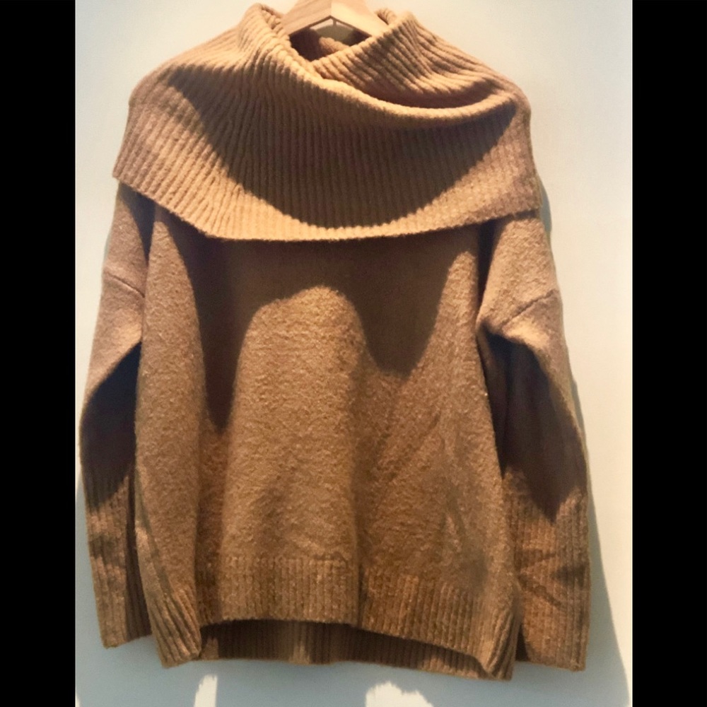 Cowl Neck Sweater . Small. Camel color .